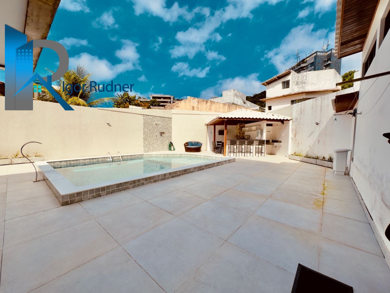 Casa, 4 quartos, 310 m² - Foto 2