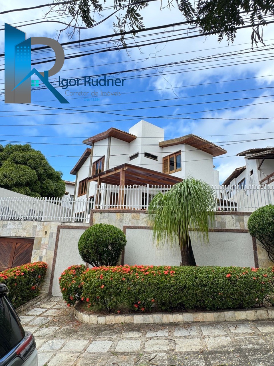 Casa, 4 quartos, 310 m² - Foto 1