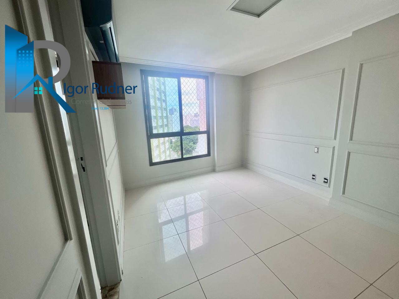 Apartamento à venda com 4 quartos, 185m² - Foto 26