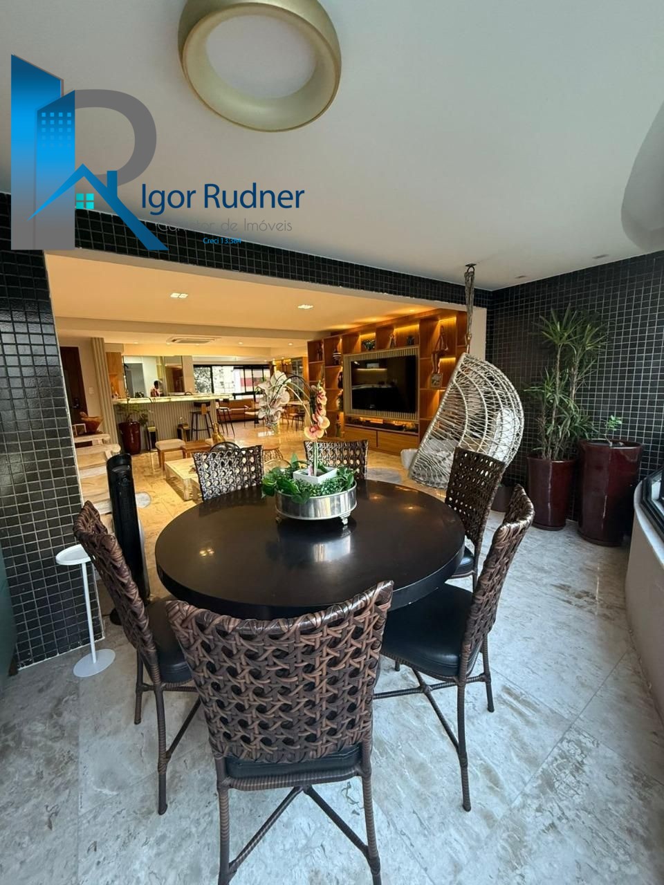 Apartamento à venda com 3 quartos, 188m² - Foto 10