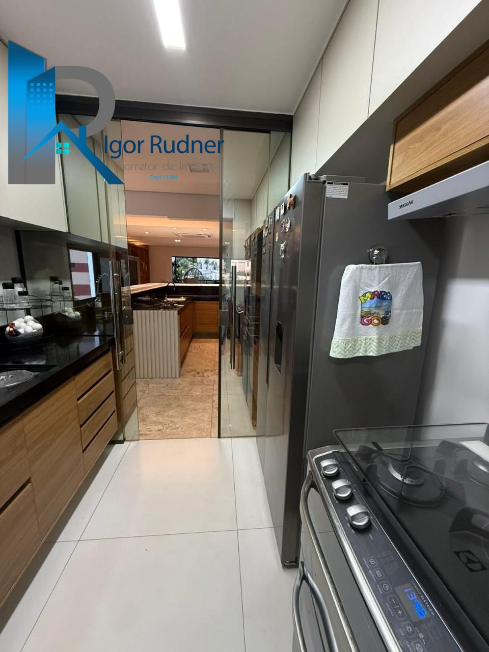 Apartamento à venda com 3 quartos, 188m² - Foto 32
