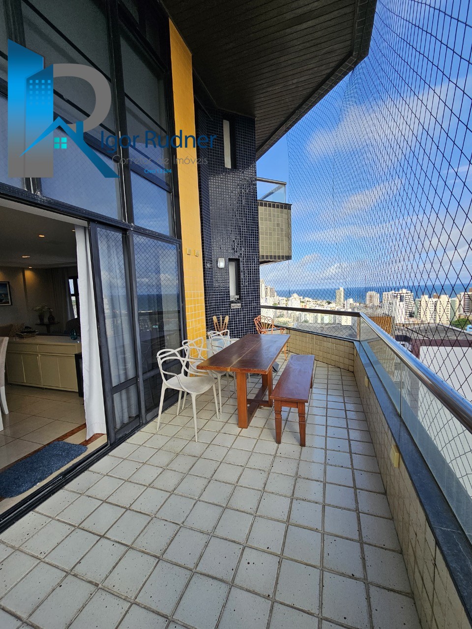 Apartamento, 4 quartos, 205 m² - Foto 1