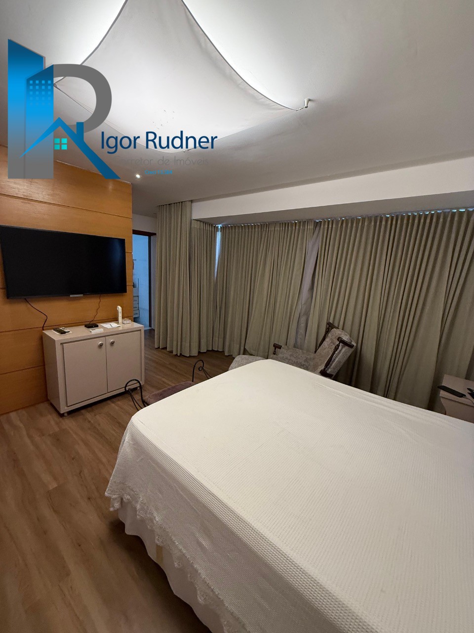 Cobertura, 3 quartos, 254 m² - Foto 9