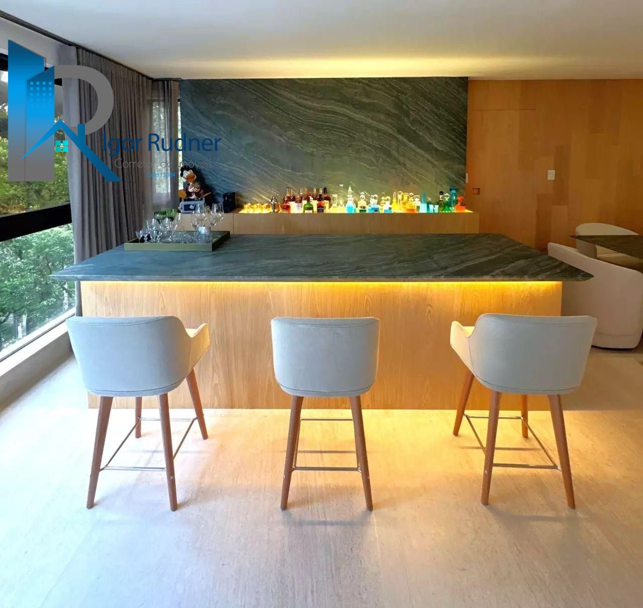 Apartamento, 3 quartos, 241 m² - Foto 3