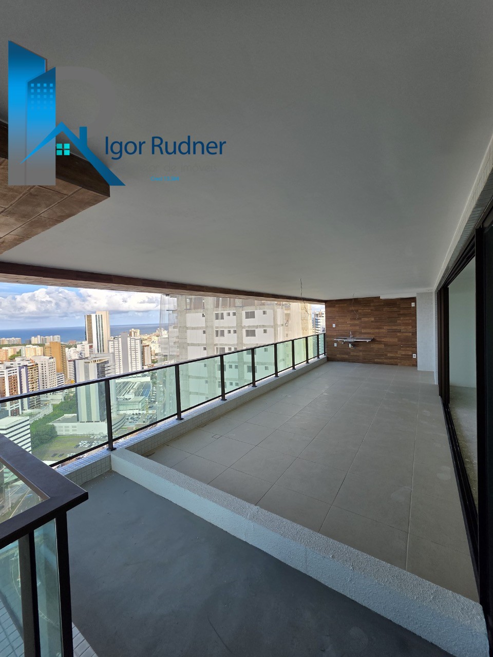 Apartamento, 4 quartos, 210 m² - Foto 1