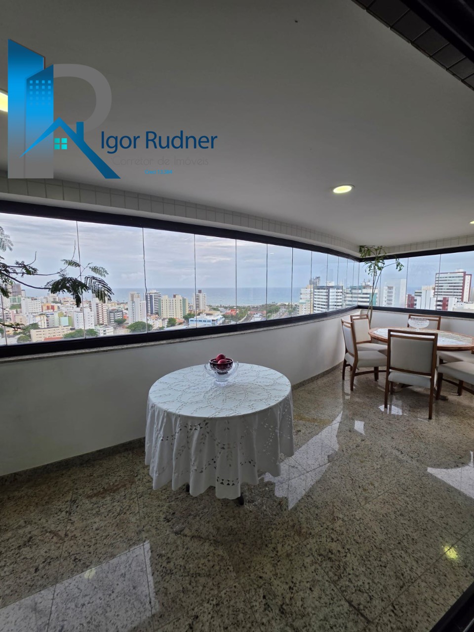 Apartamento, 4 quartos, 242 m² - Foto 2