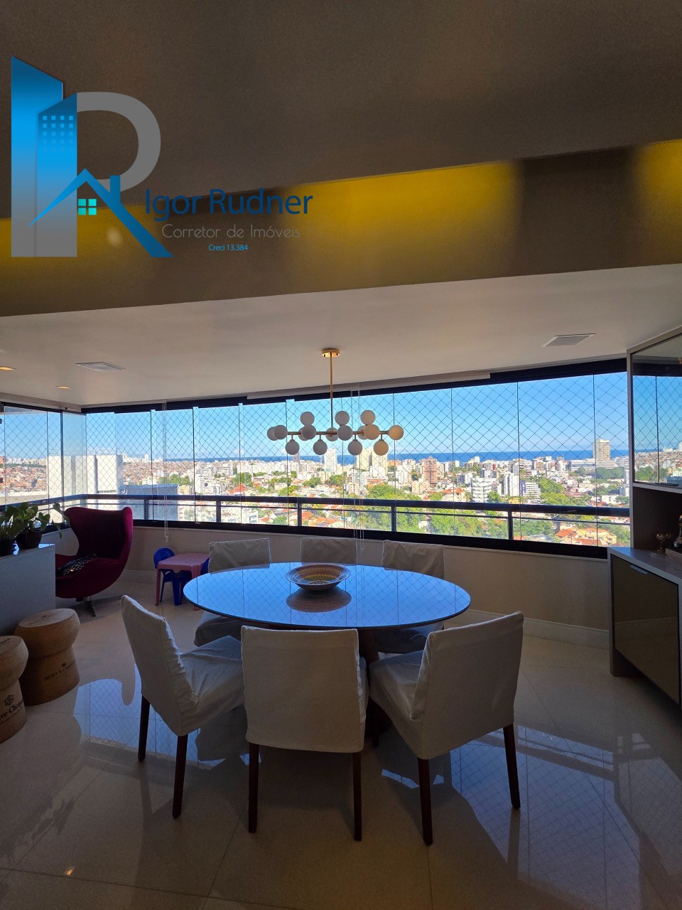 Apartamento, 3 quartos, 195 m² - Foto 1