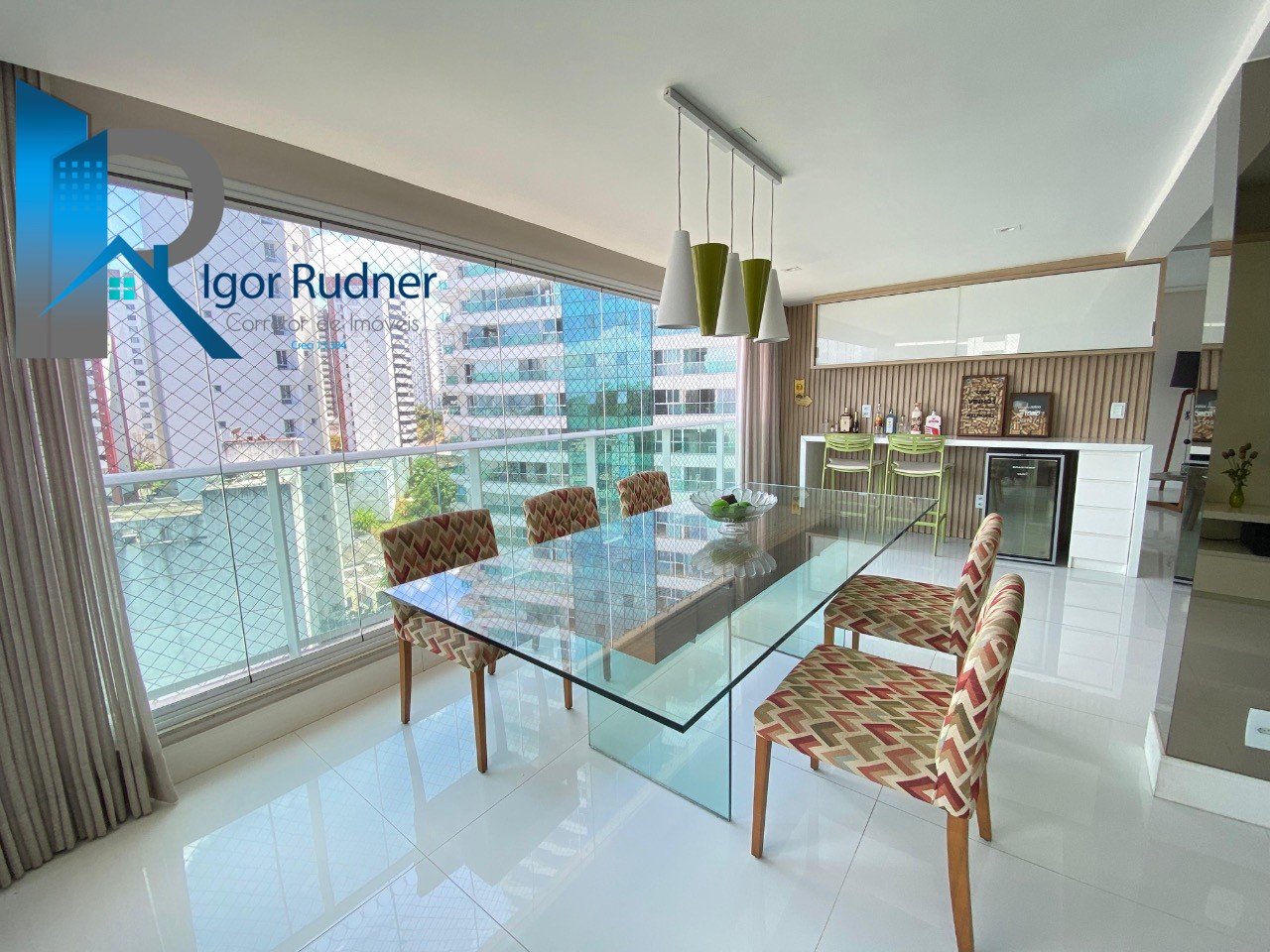 Apartamento, 3 quartos, 187 m² - Foto 1