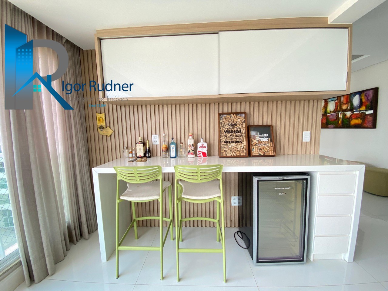 Apartamento, 3 quartos, 187 m² - Foto 2