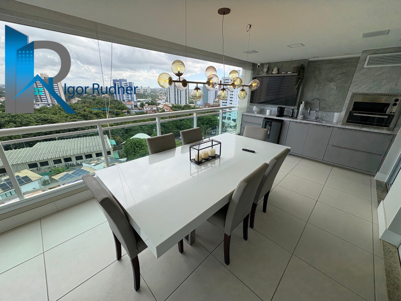 Apartamento, 3 quartos, 140 m² - Foto 1