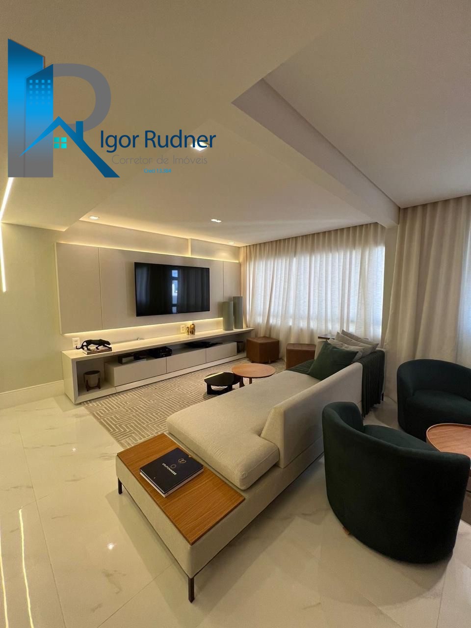 Cobertura, 3 quartos, 213 m² - Foto 4