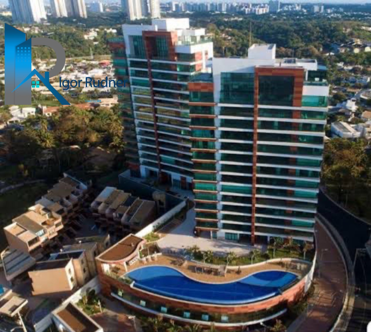 Apartamento, 3 quartos, 237 m² - Foto 2