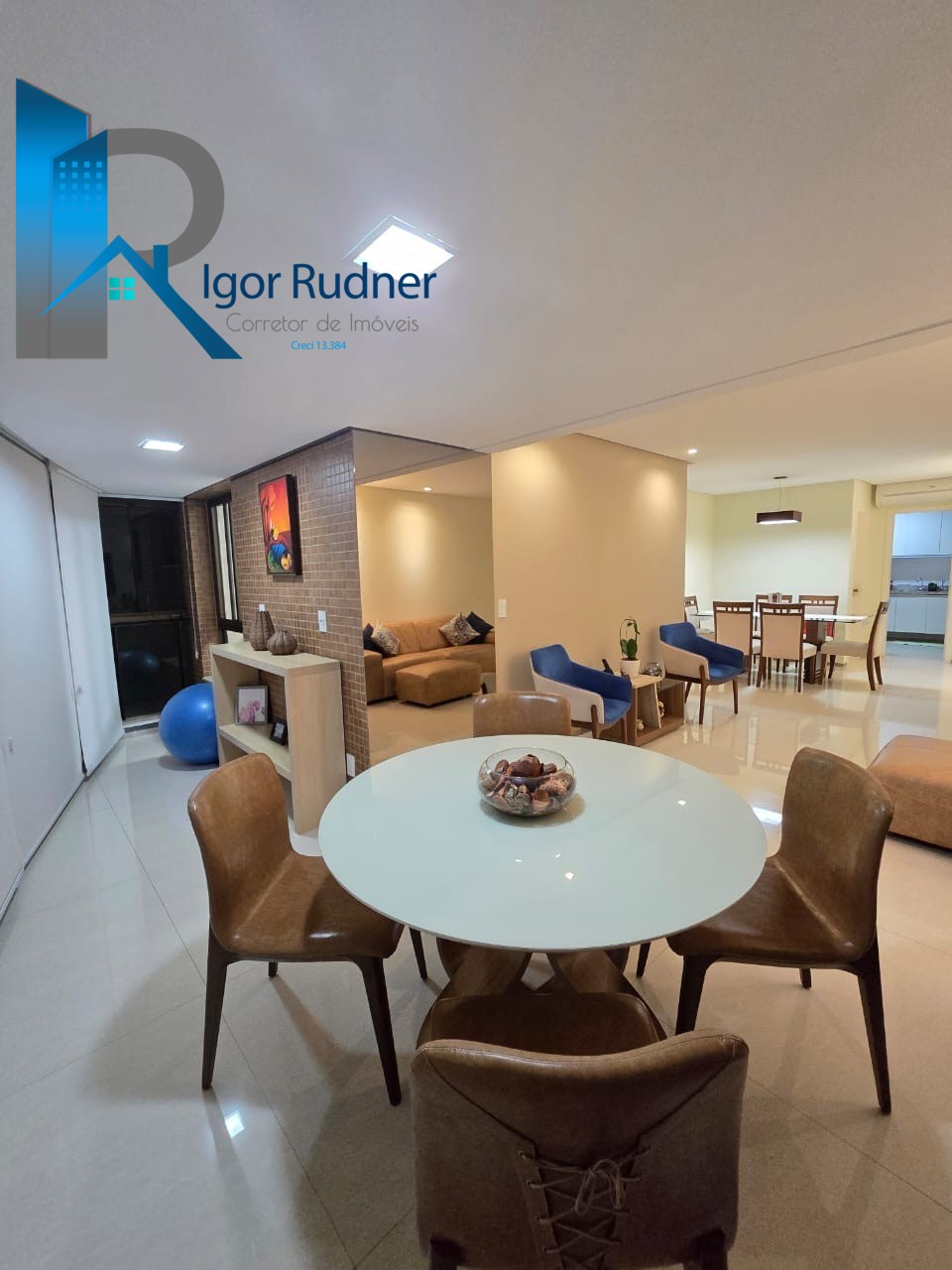 Apartamento, 3 quartos, 135 m² - Foto 1