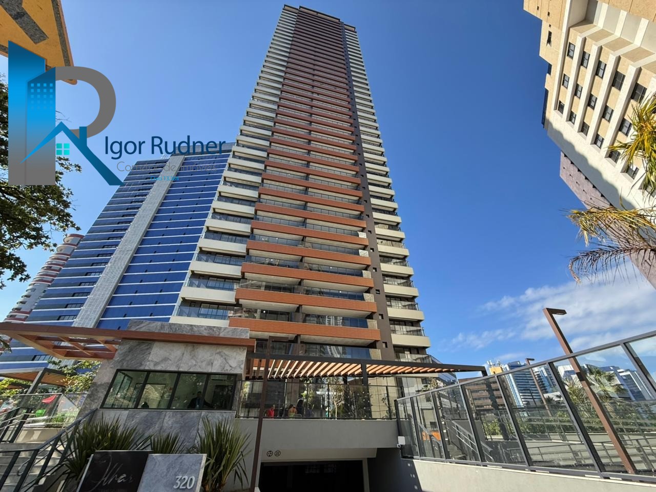 Apartamento, 3 quartos, 180 m² - Foto 1