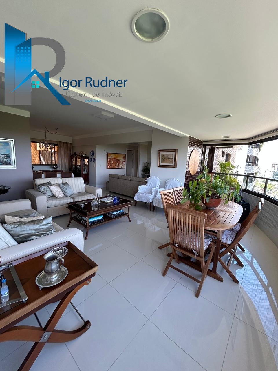 Apartamento, 3 quartos, 160 m² - Foto 1