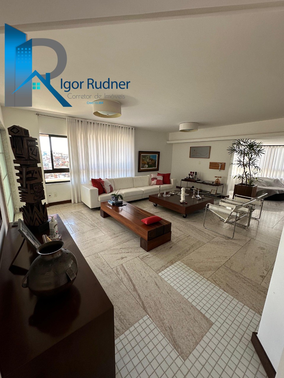Apartamento, 4 quartos, 255 m² - Foto 1