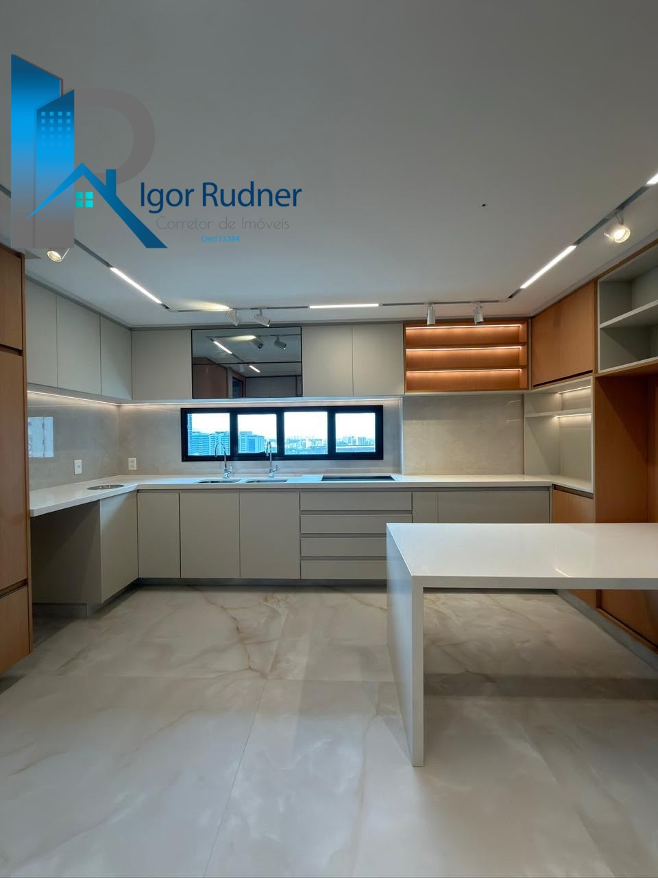 Apartamento, 3 quartos, 250 m² - Foto 35