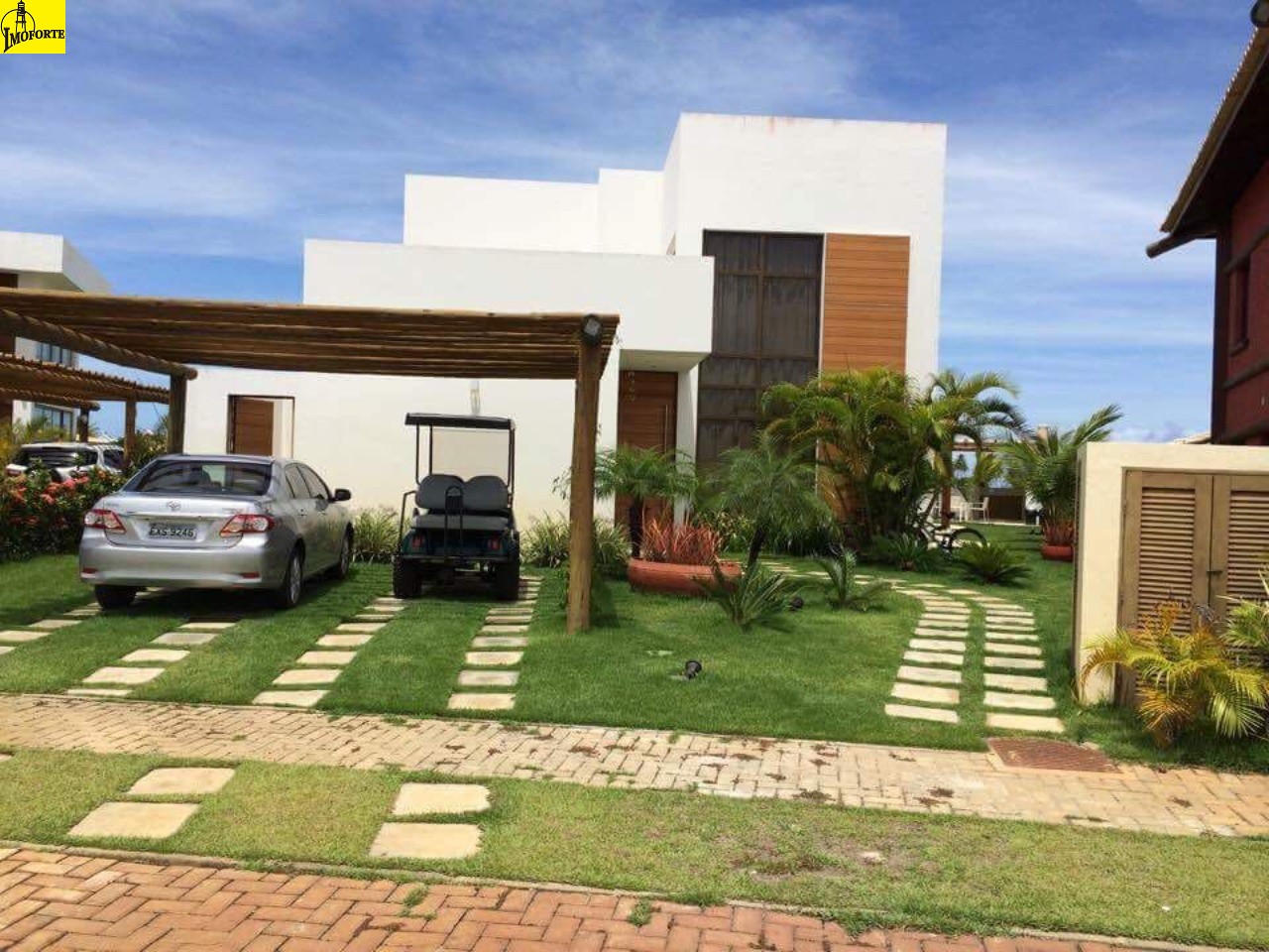 Casa de Condomínio à venda com 4 quartos, 247m² - Foto 1