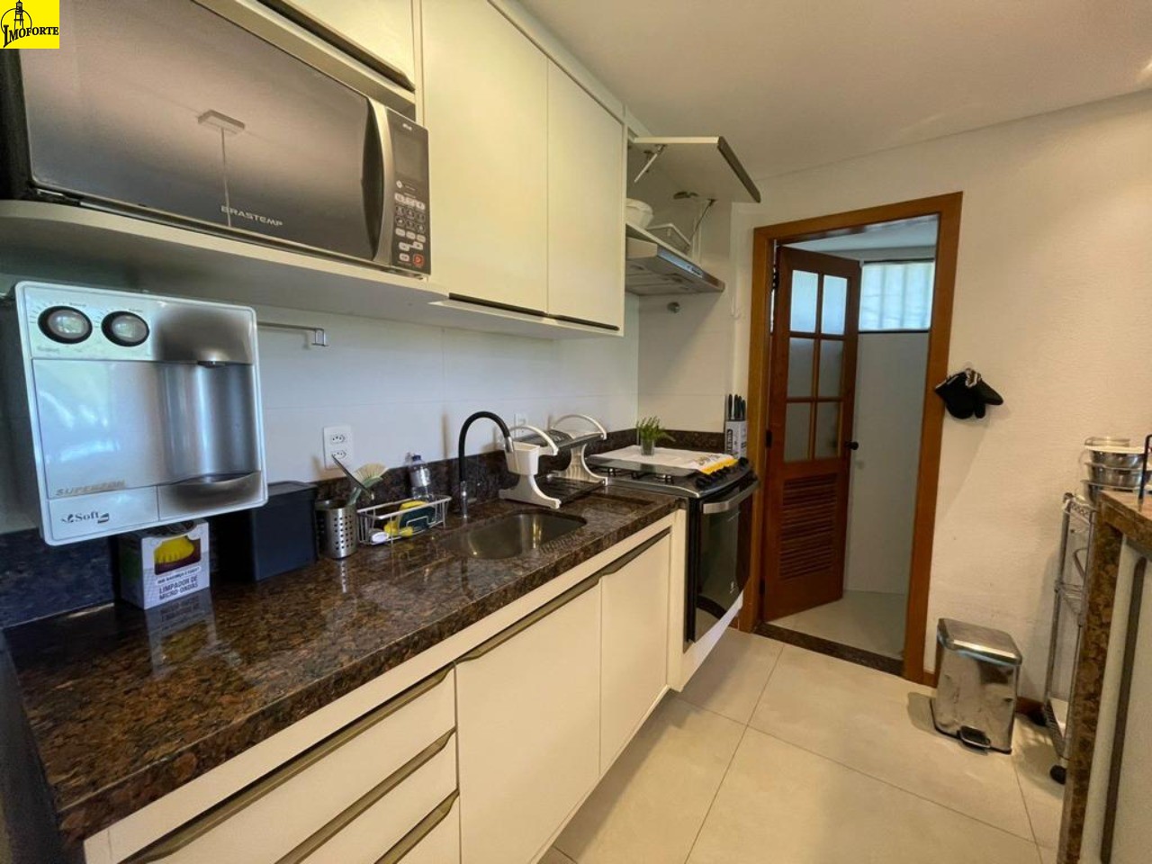 Apartamento à venda com 3 quartos, 140m² - Foto 8