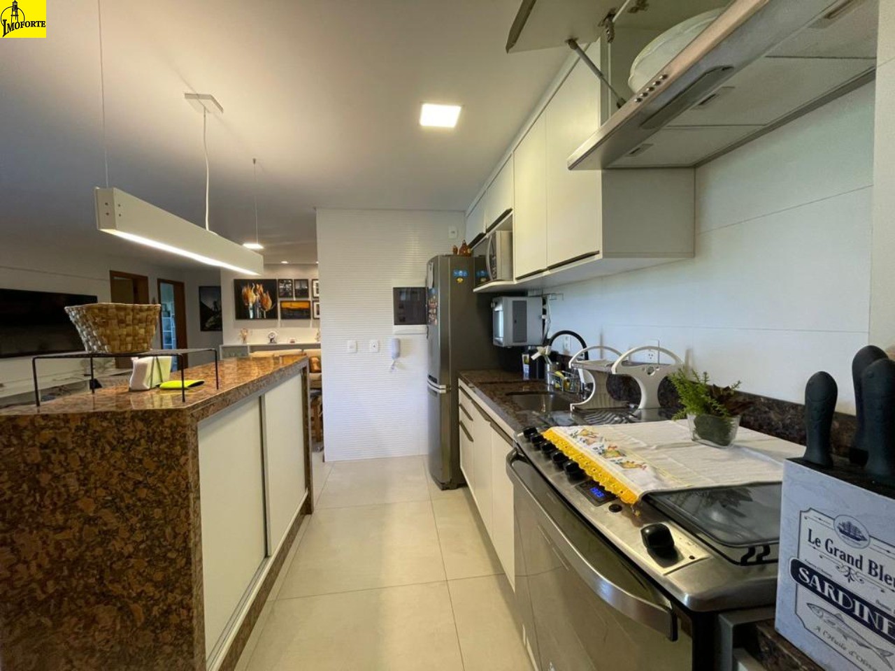 Apartamento à venda com 3 quartos, 140m² - Foto 9