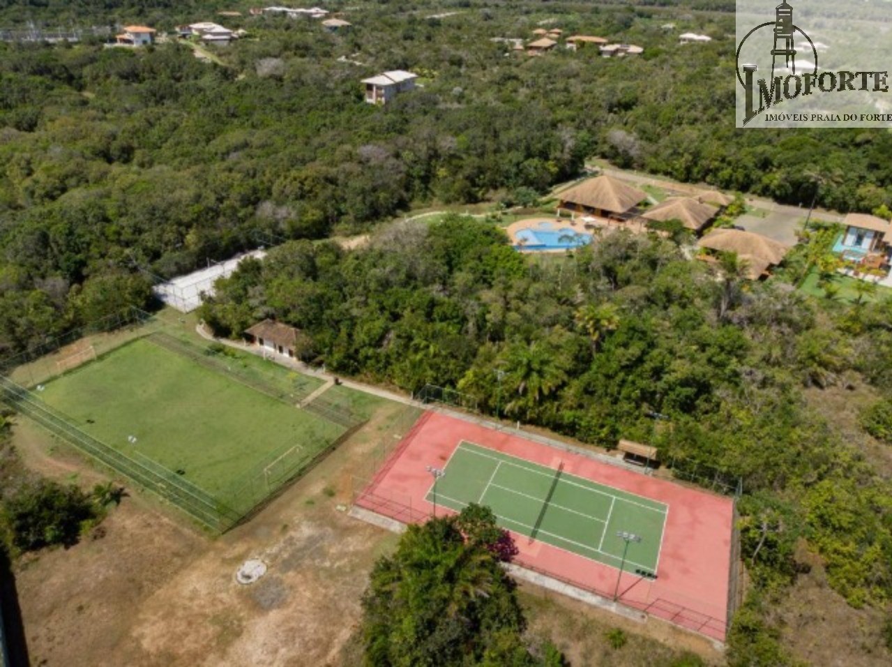 Casa de Condomínio à venda com 4 quartos, 400m² - Foto 18