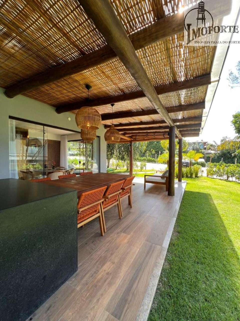 Casa de Condomínio à venda com 3 quartos, 136m² - Foto 1