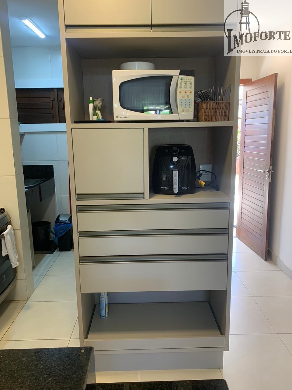 Apartamento para alugar com 2 quartos, 97m² - Foto 7