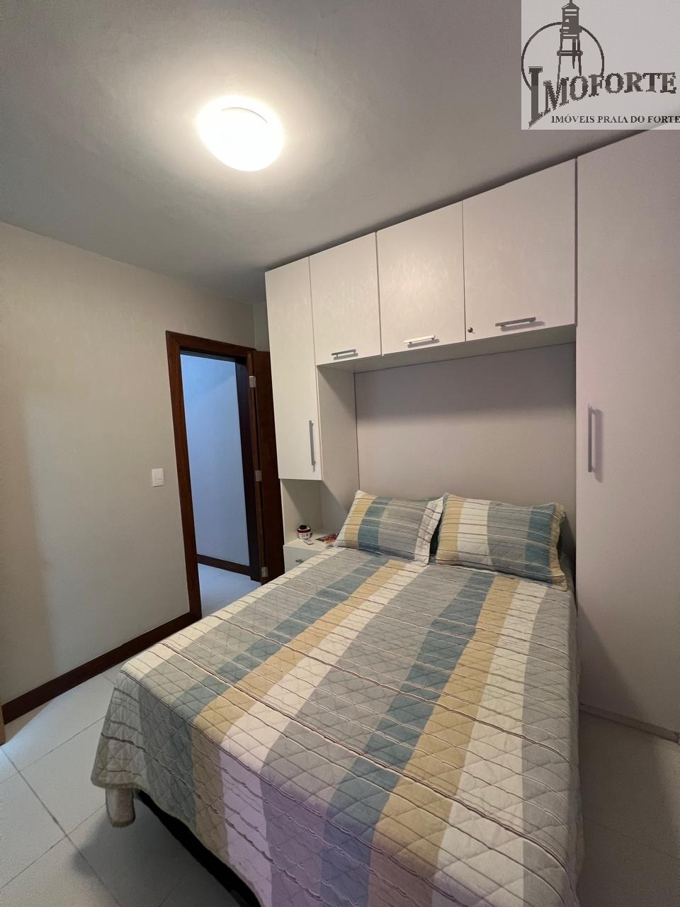 Apartamento à venda com 2 quartos, 77m² - Foto 11