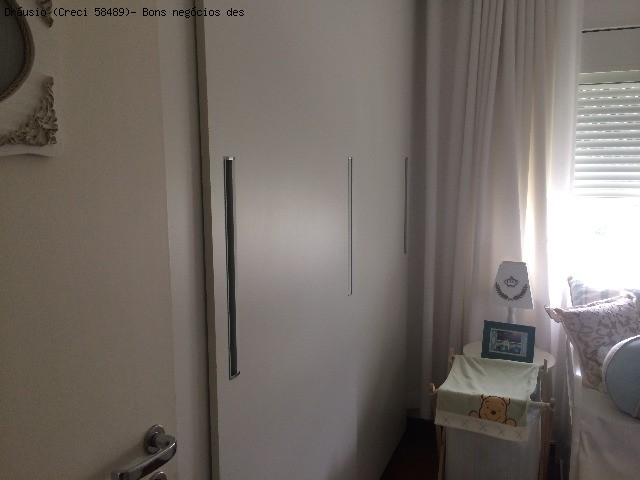 Apartamento à venda com 3 quartos, 106m² - Foto 13