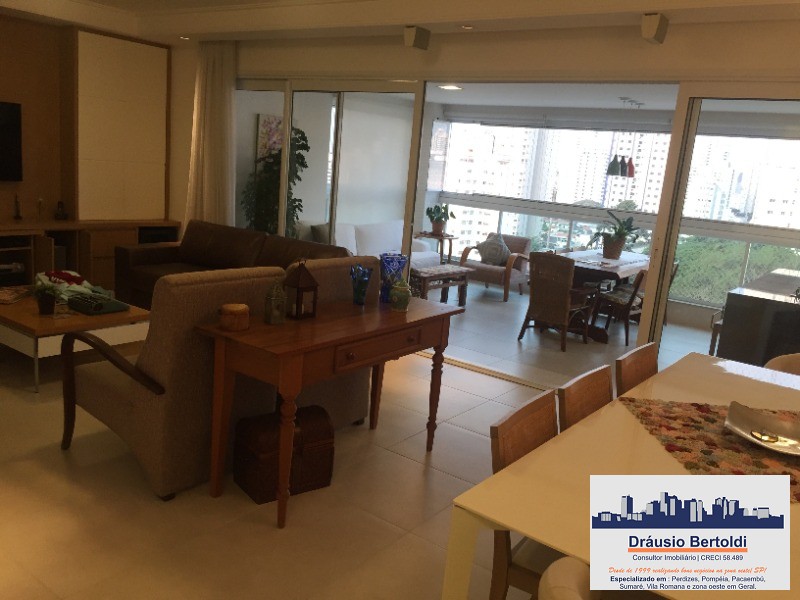 Apartamento à venda com 3 quartos, 151m² - Foto 9