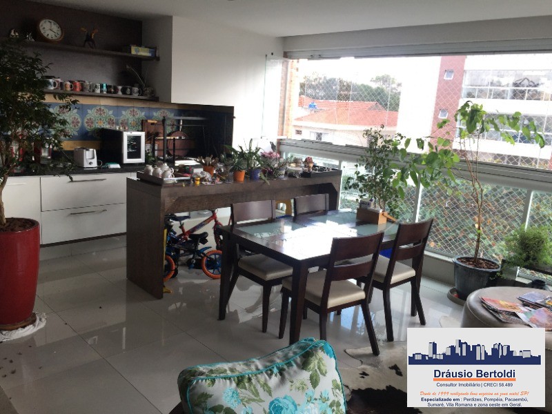 Apartamento à venda com 3 quartos, 150m² - Foto 2