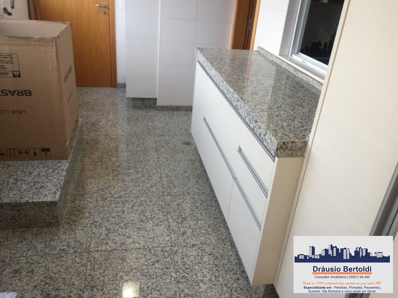 Apartamento à venda com 4 quartos, 180m² - Foto 13