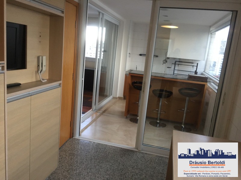 Apartamento à venda com 4 quartos, 180m² - Foto 14