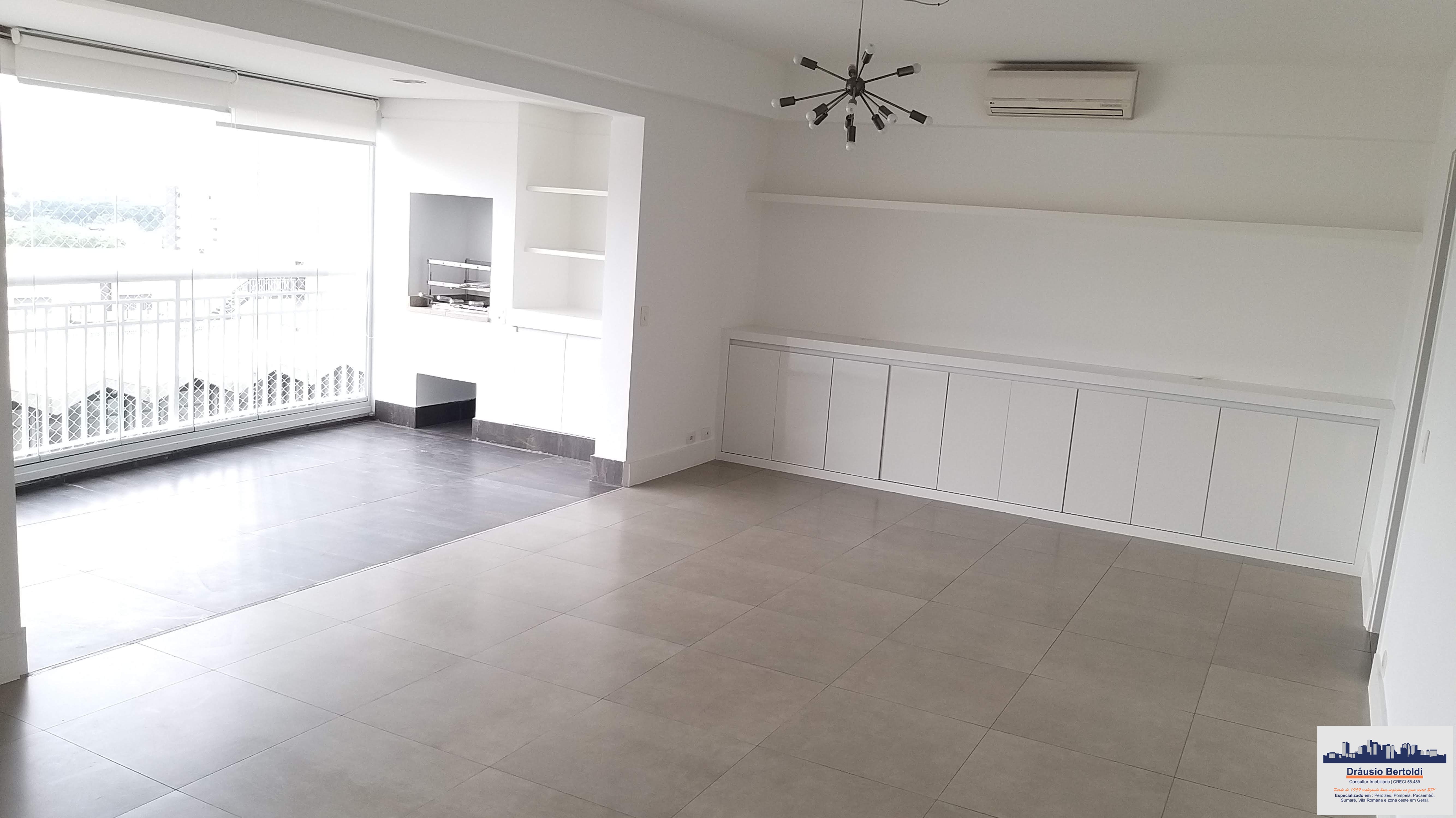 Apartamento à venda com 3 quartos, 141m² - Foto 1