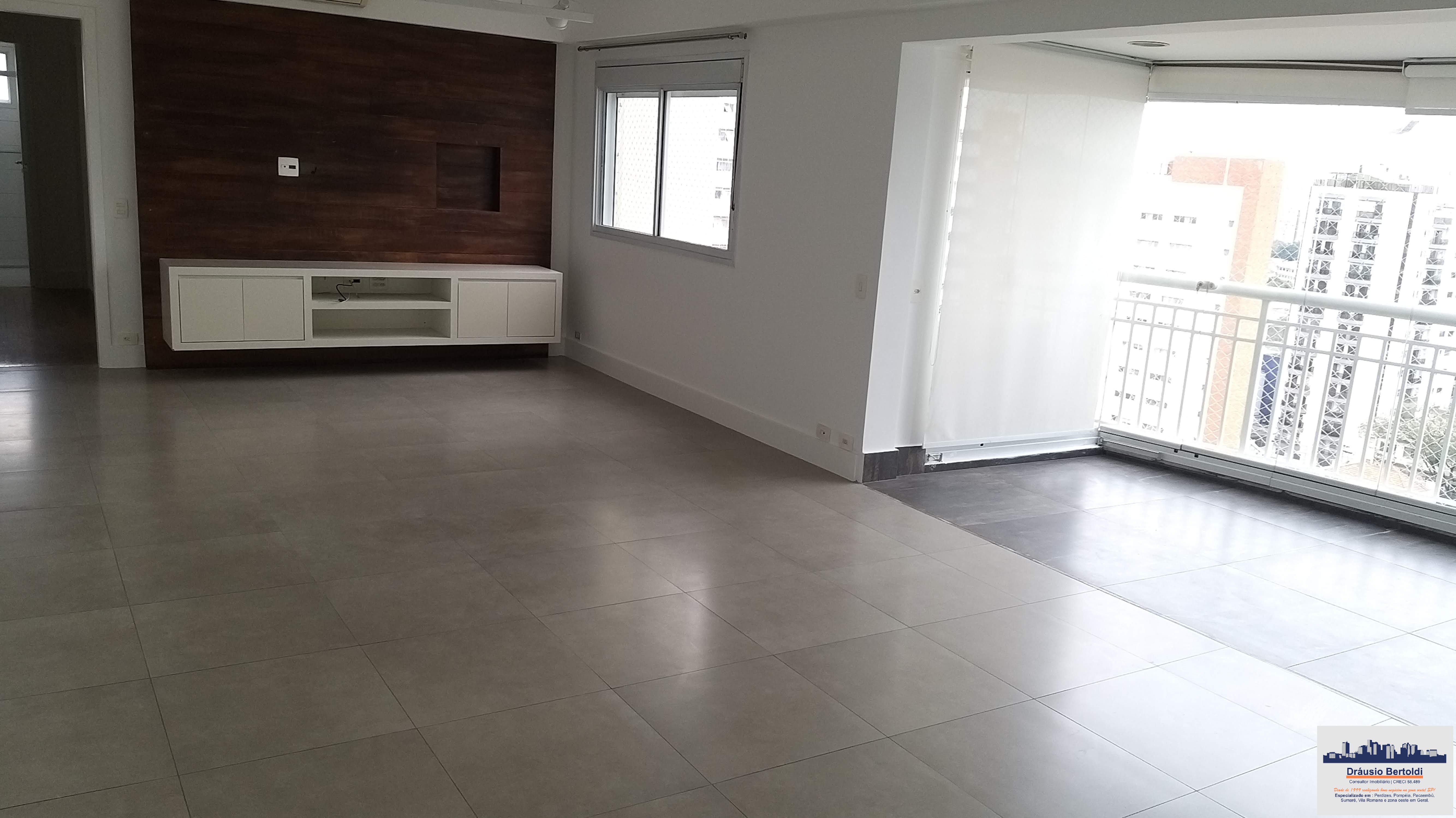 Apartamento à venda com 3 quartos, 141m² - Foto 2