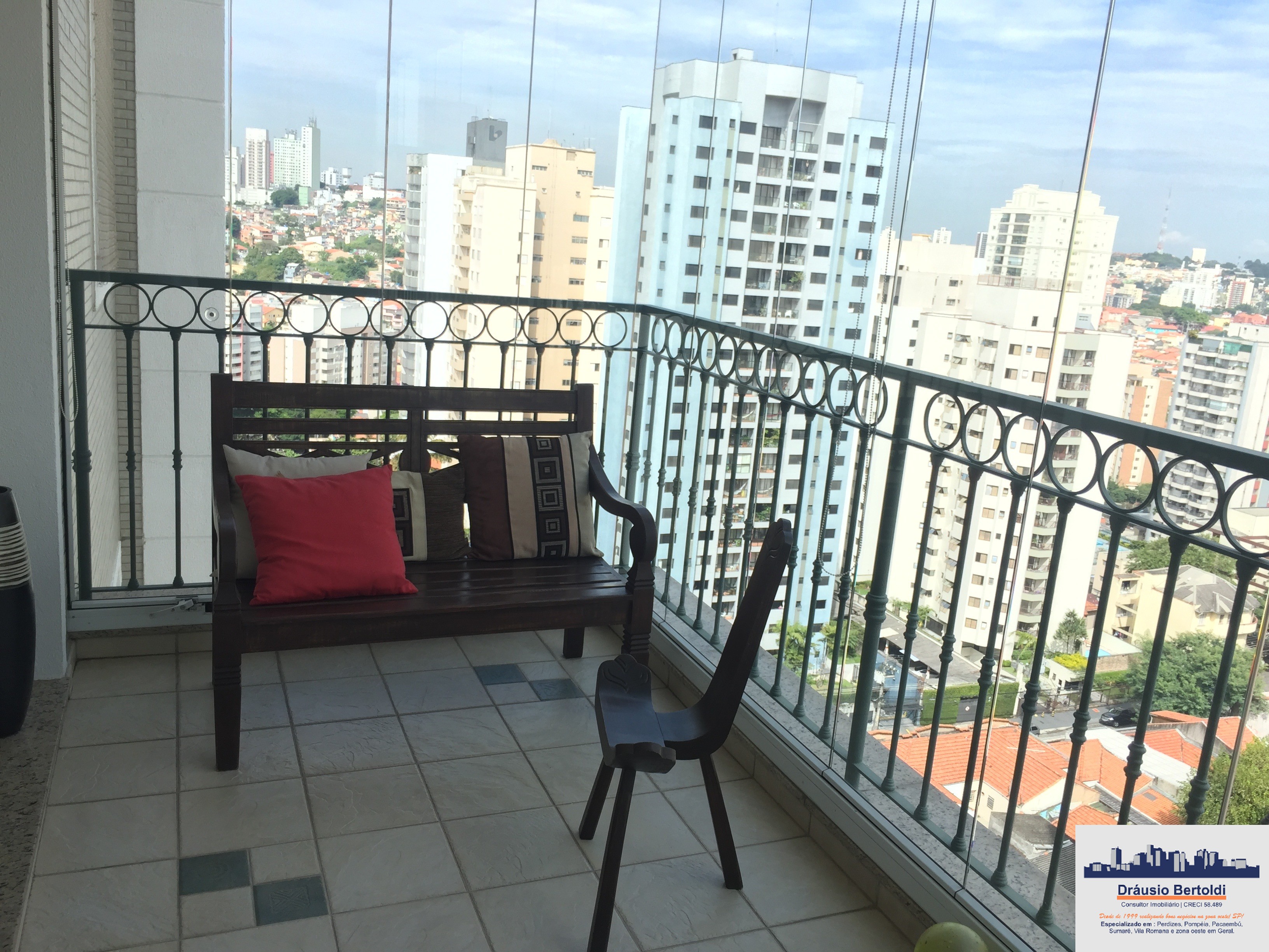 Apartamento à venda com 3 quartos, 120m² - Foto 2