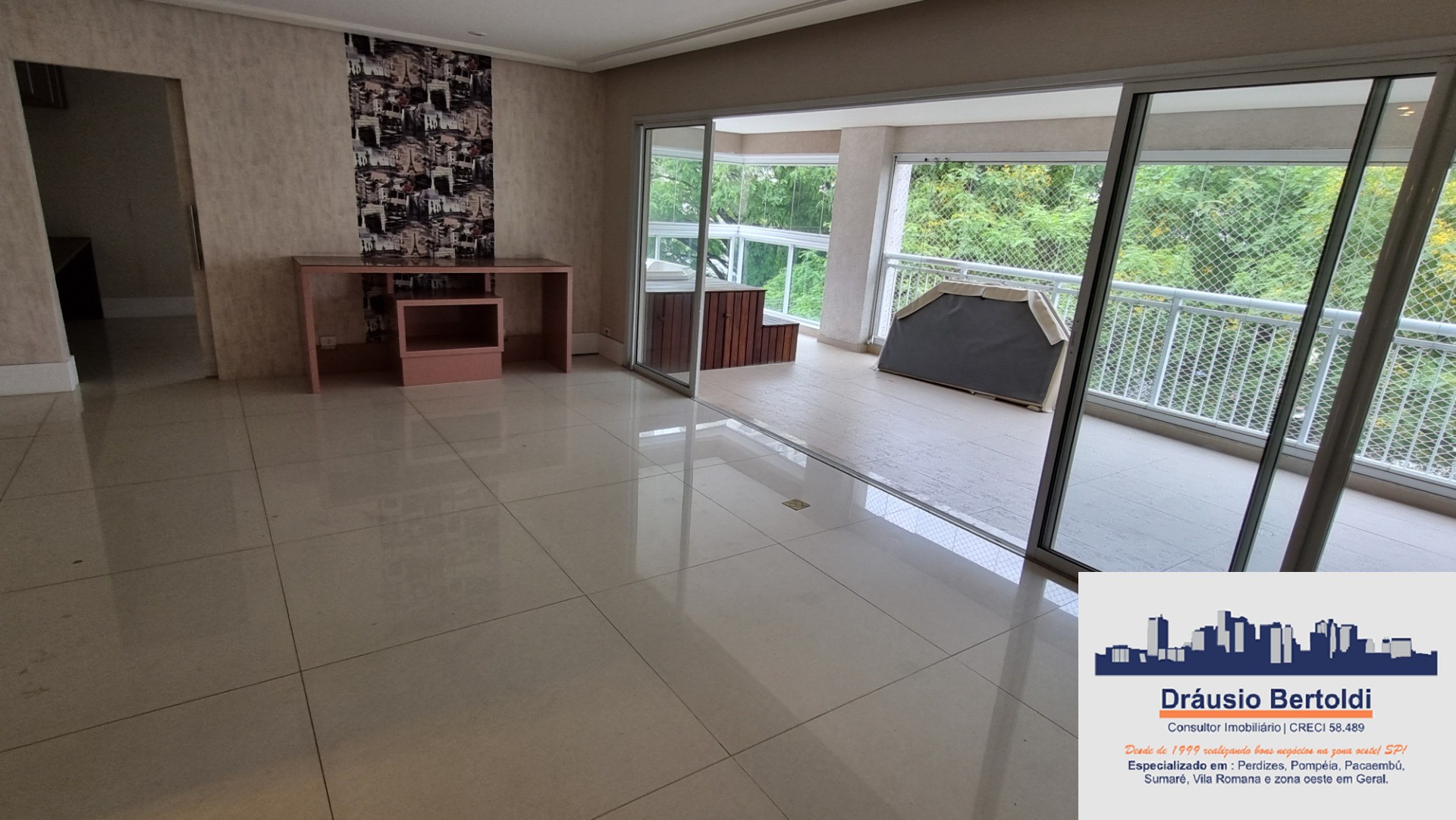 Apartamento à venda com 4 quartos, 206m² - Foto 4