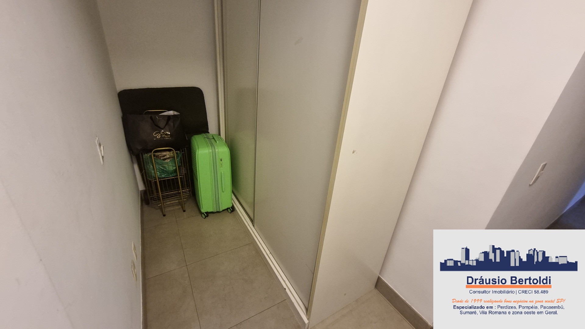 Apartamento à venda com 4 quartos, 201m² - Foto 14