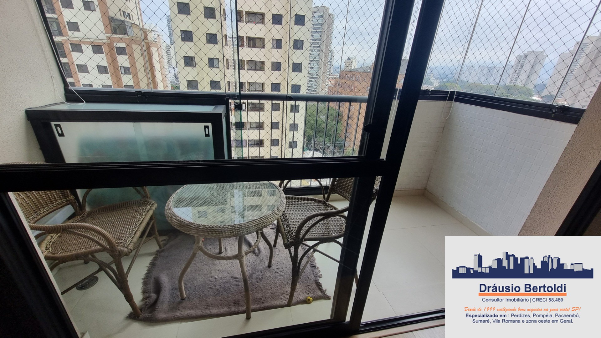 Apartamento à venda com 3 quartos, 92m² - Foto 1