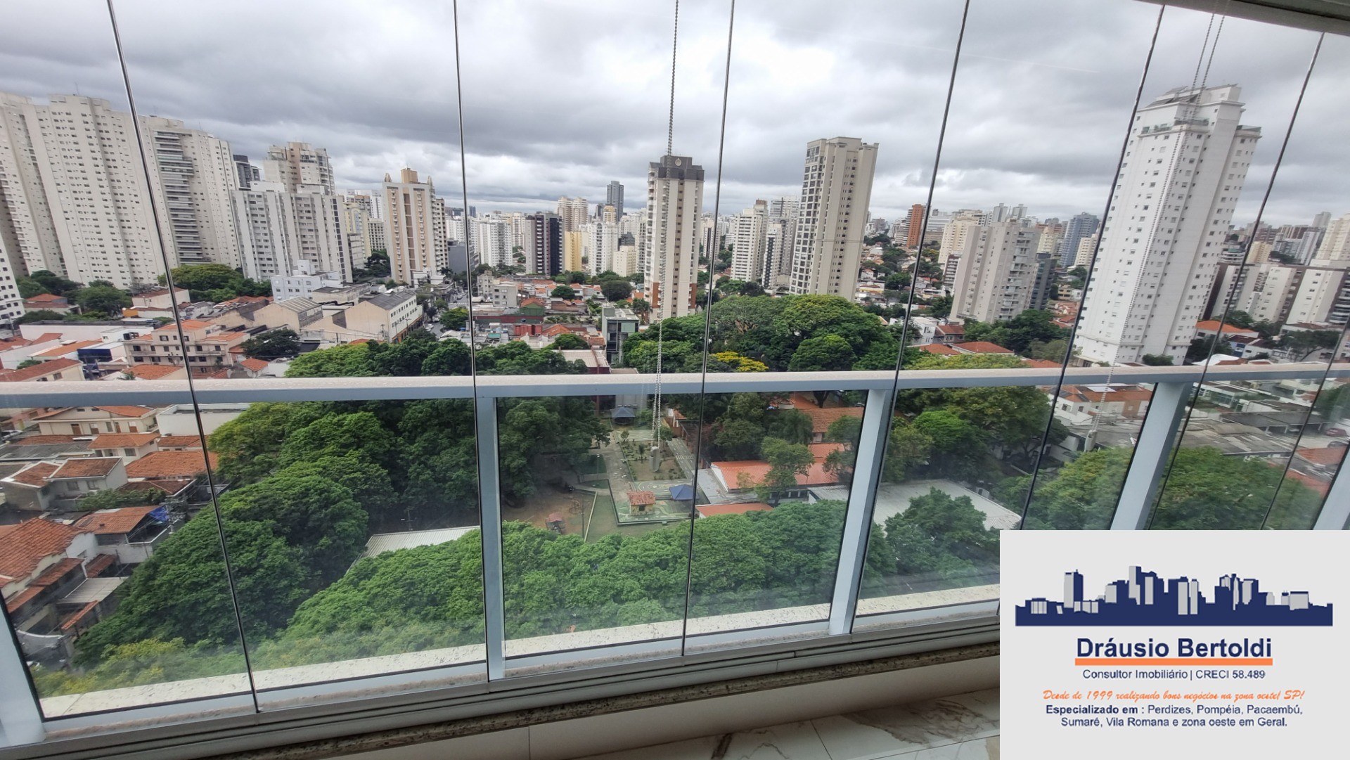 Apartamento à venda com 4 quartos, 221m² - Foto 4