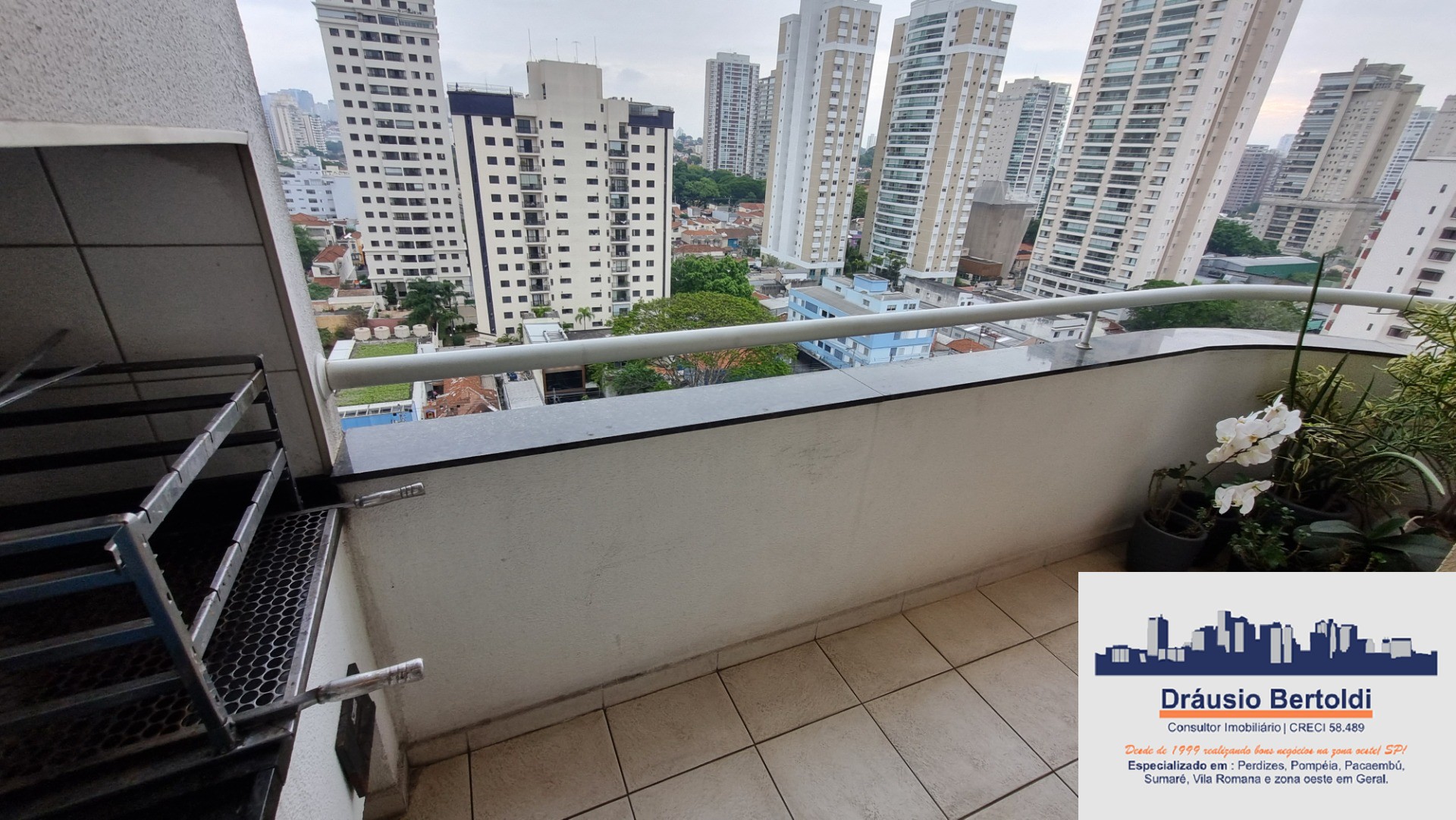 Apartamento à venda com 3 quartos, 94m² - Foto 2