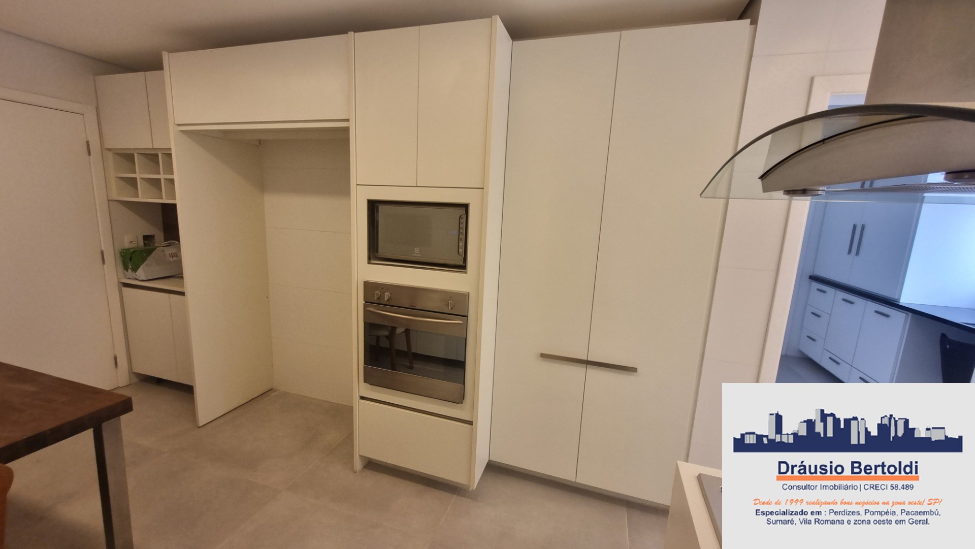 Apartamento à venda com 4 quartos, 206m² - Foto 23