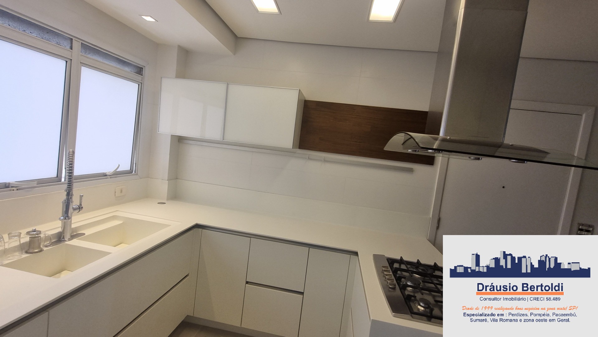 Apartamento à venda com 4 quartos, 206m² - Foto 10