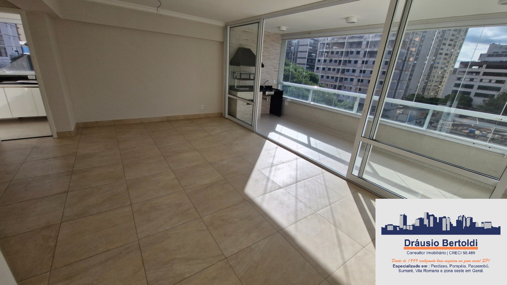 Apartamento à venda com 3 quartos, 120m² - Foto 2