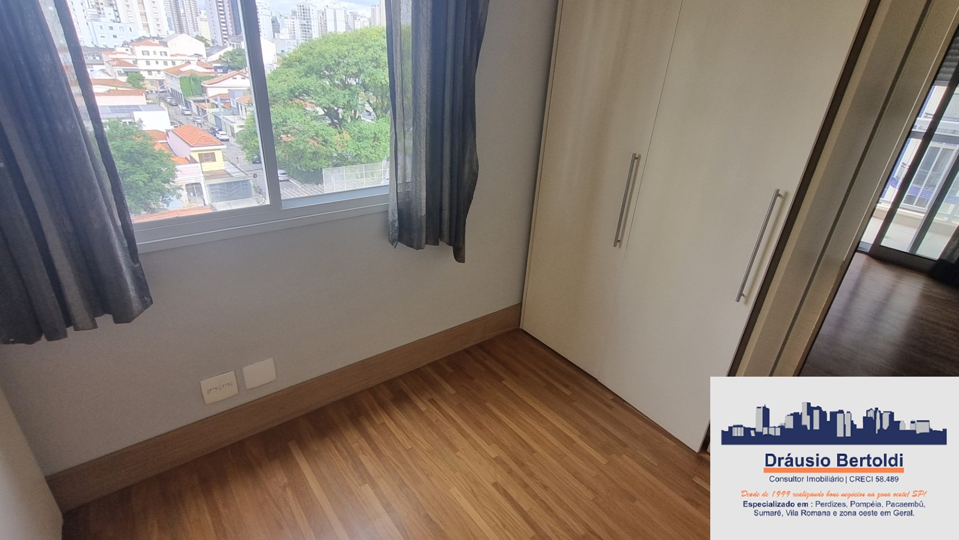 Apartamento à venda com 4 quartos, 206m² - Foto 32