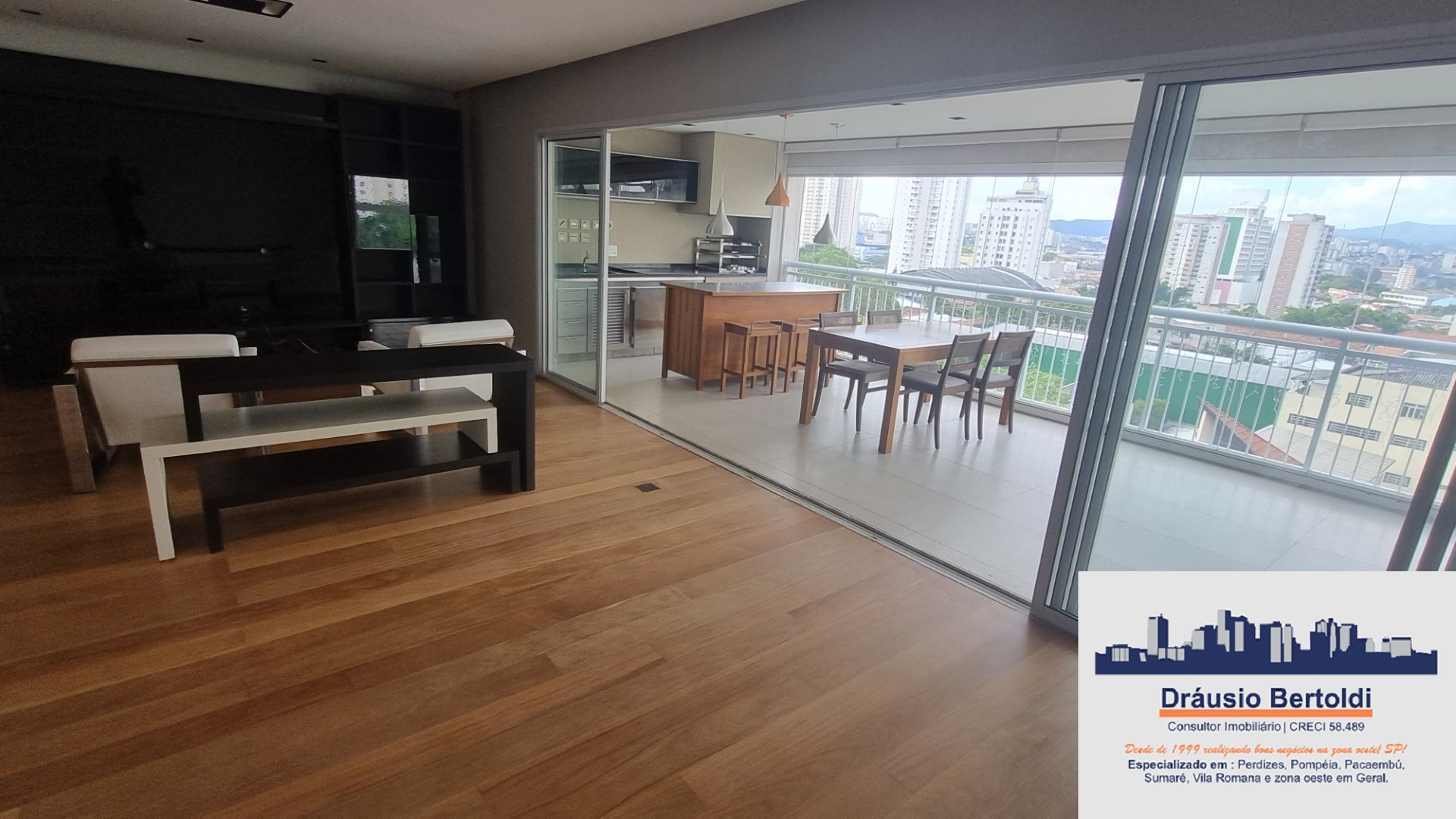 Apartamento à venda com 4 quartos, 206m² - Foto 1