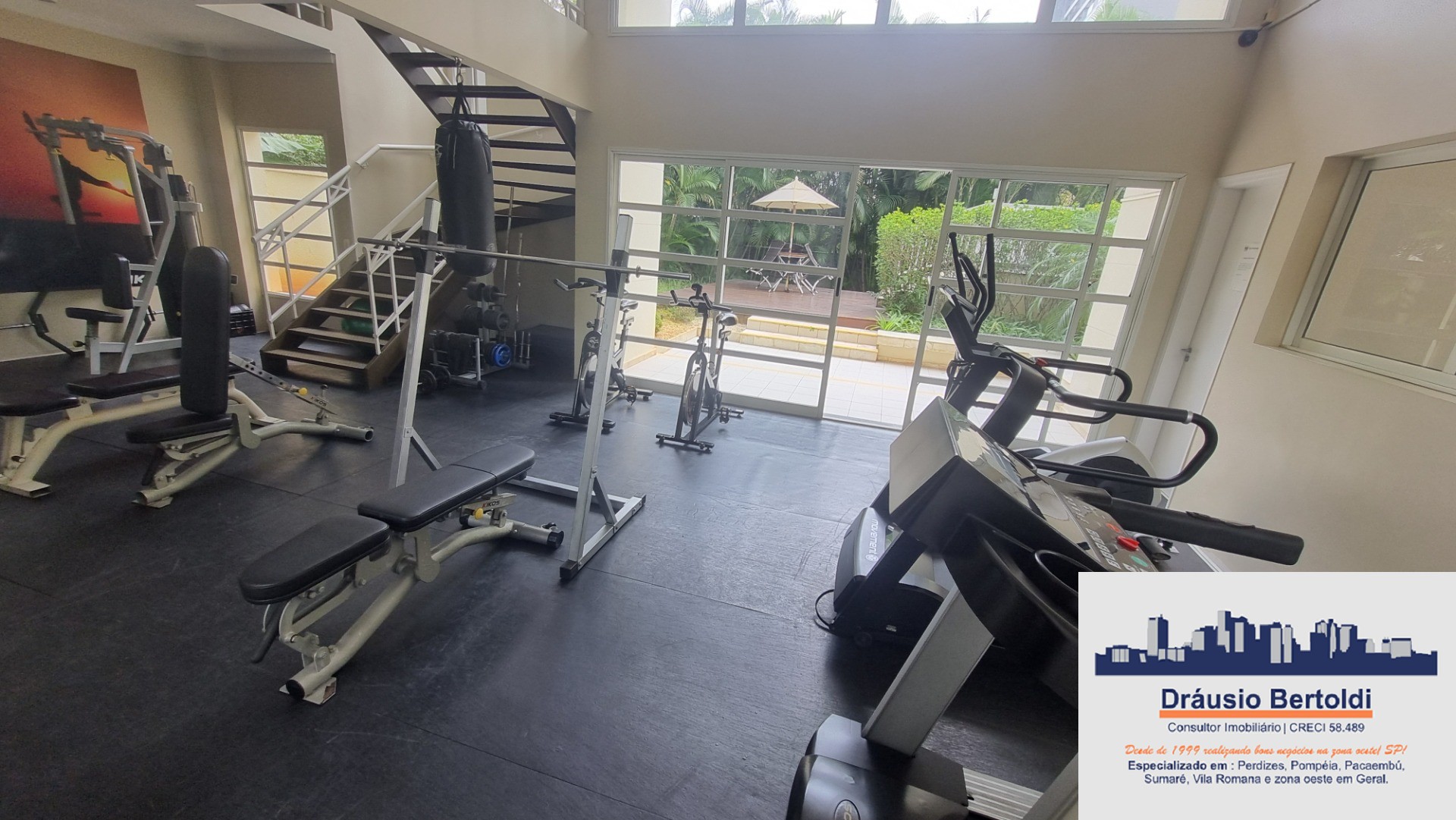 Apartamento à venda e aluguel com 1 quarto, 54m² - Foto 32