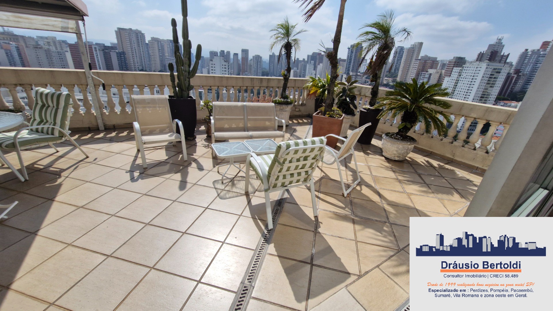 Cobertura, 3 quartos, 220 m² - Foto 2
