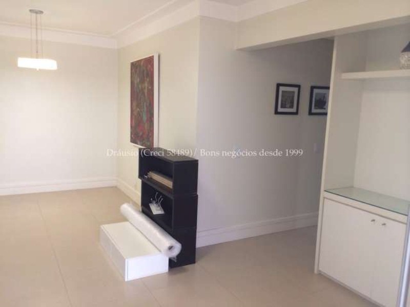 Apartamento à venda com 3 quartos, 106m² - Foto 2