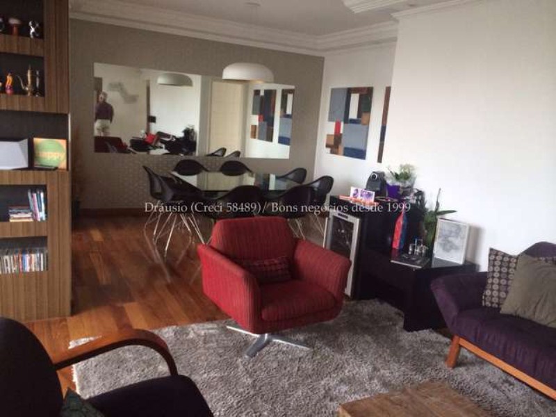 Apartamento à venda com 4 quartos, 168m² - Foto 2